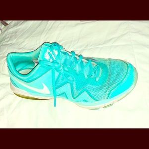 Nike women’s shoes